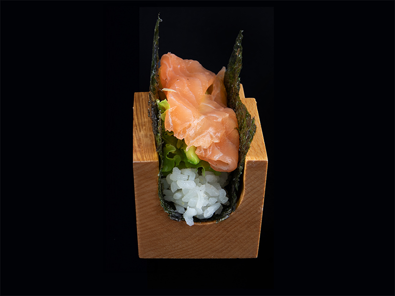 188 / Handroll sake avocado