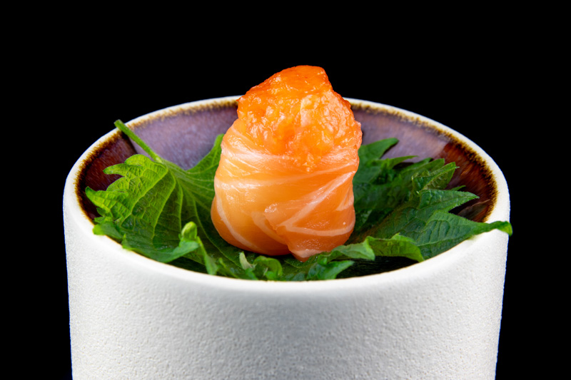 81 / Gunkan salmone